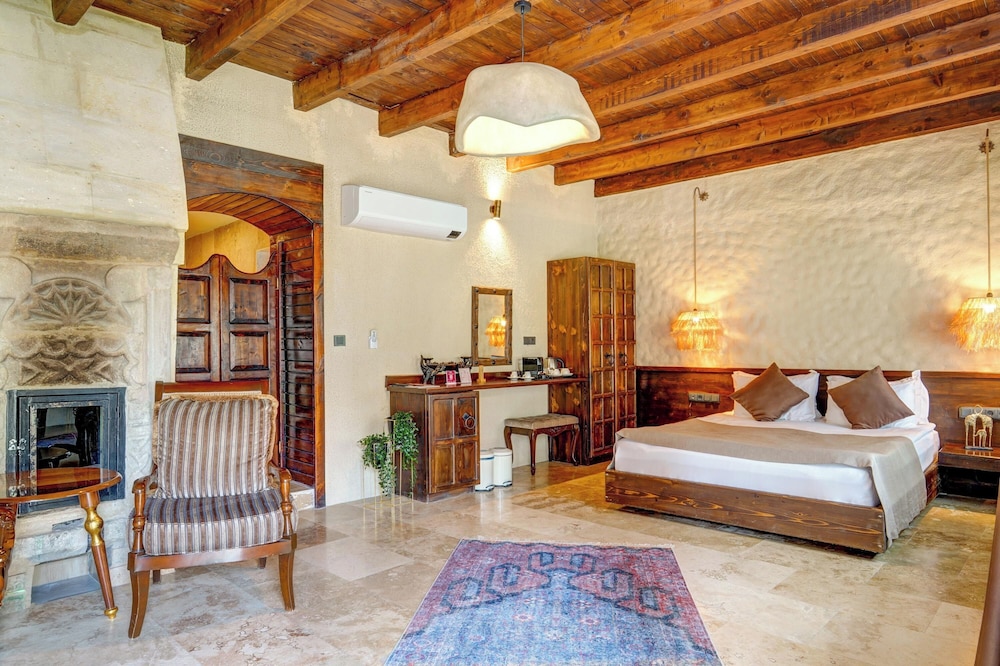 King Suite with Hammam and Sauna - Photo 1