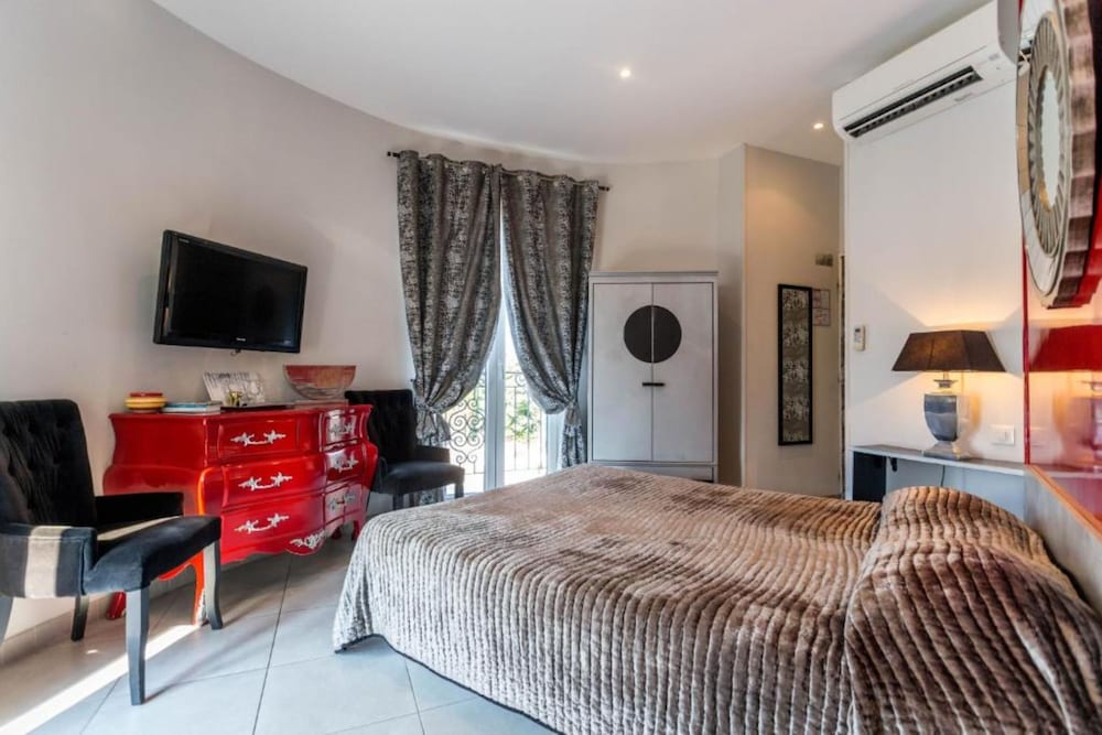 Suite, Sea View photo 1