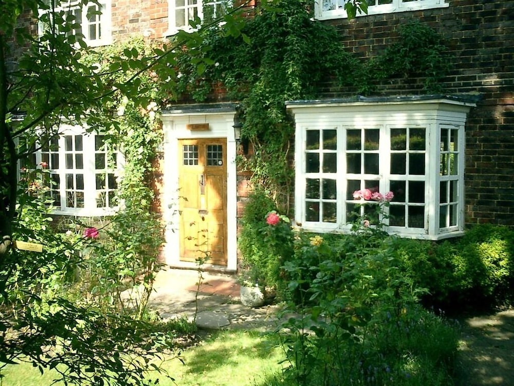 Standard Single Room, Ensuite (Offline) photo 2
