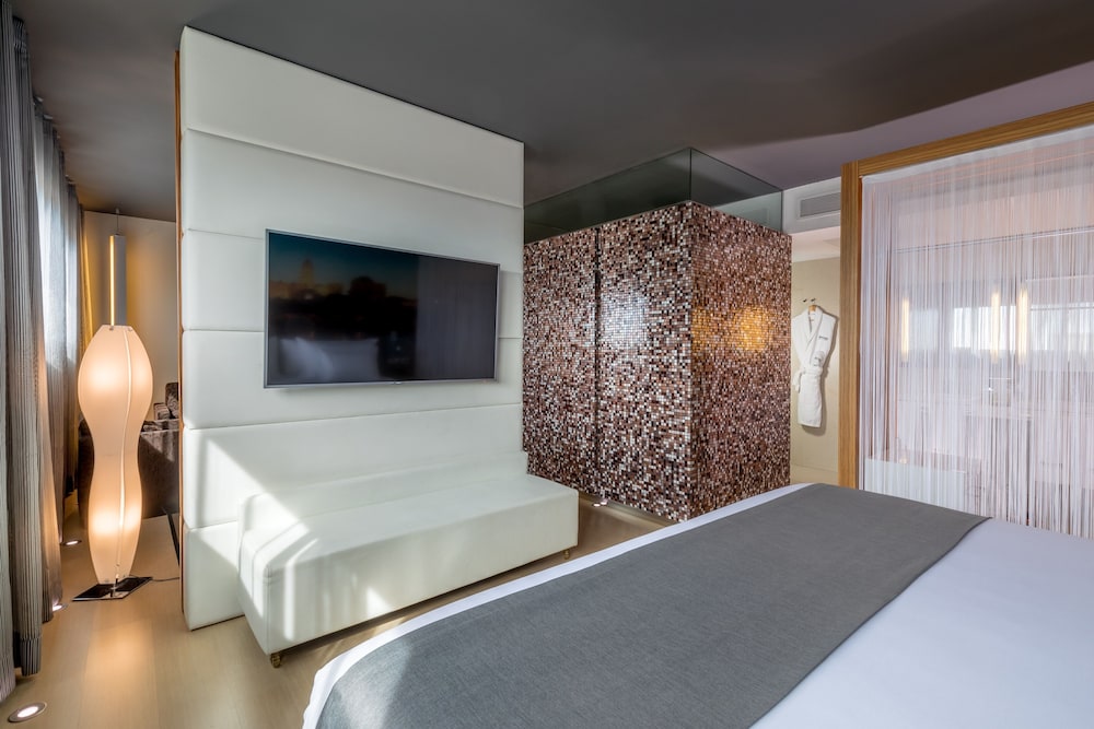 Junior Suite (Deluxe) photo 3