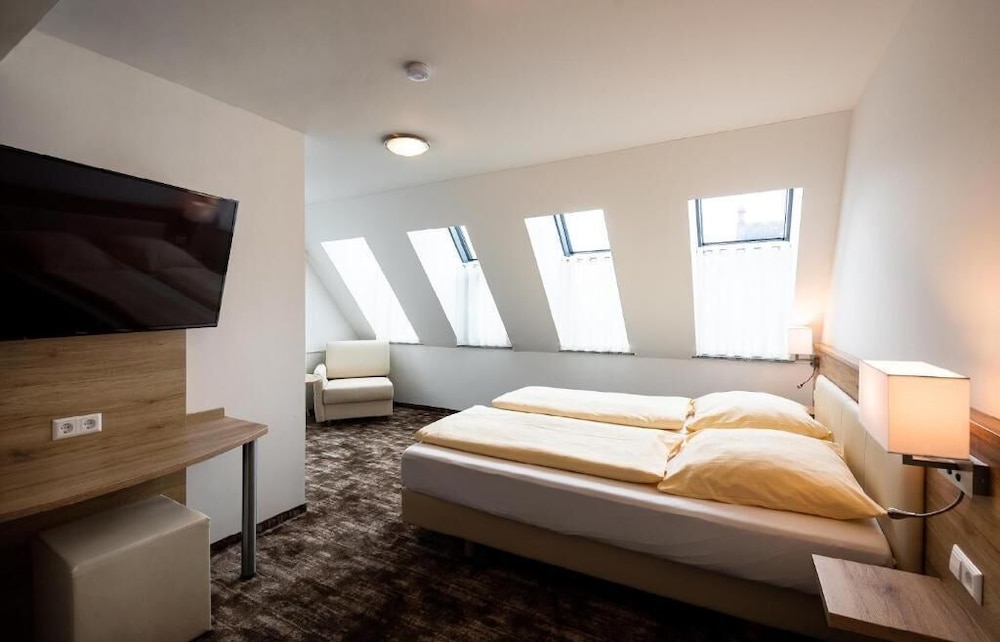 Triple Room, City View photo 1