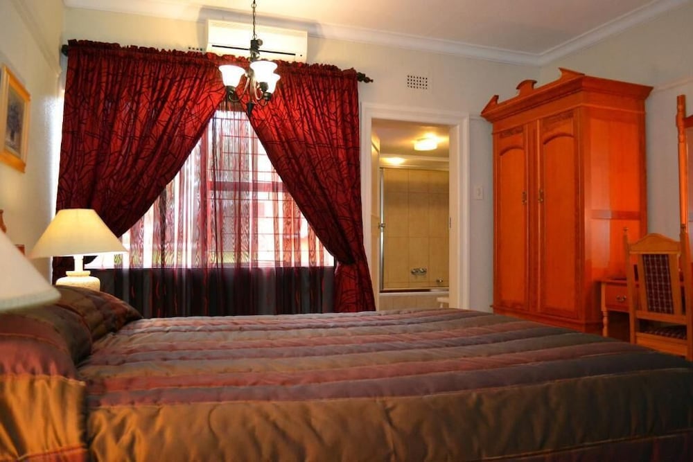 Standard Suite