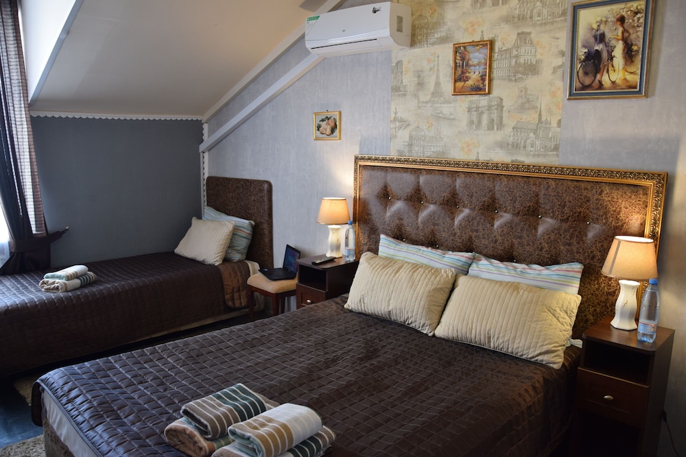 Superior Triple Room