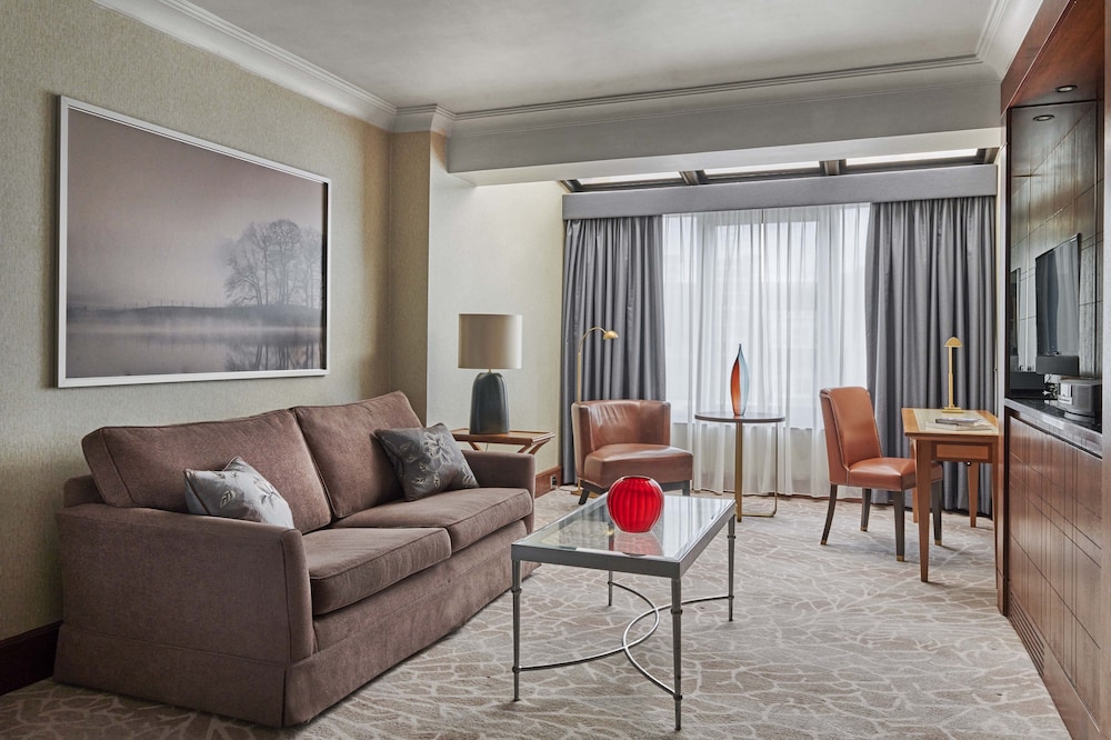 Suite, 1 Bedroom, City View (City Skyline View) photo 2