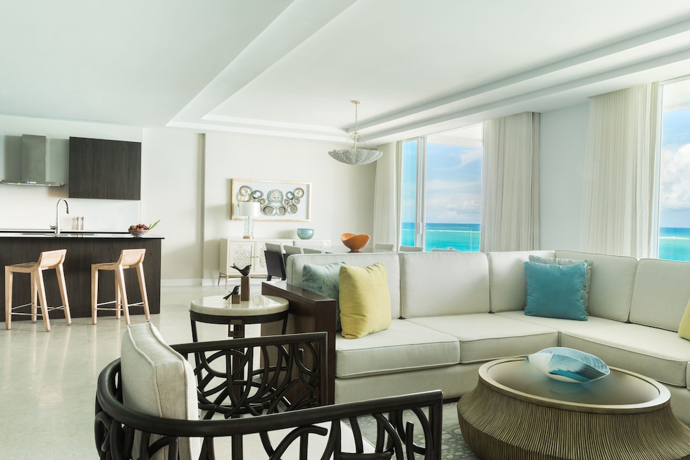 Executive Suite, Suite, 1 King, Oceanfront, Balcony - Photo 7