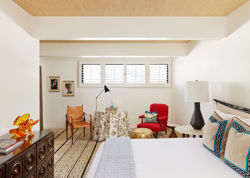 Room (Atelier)