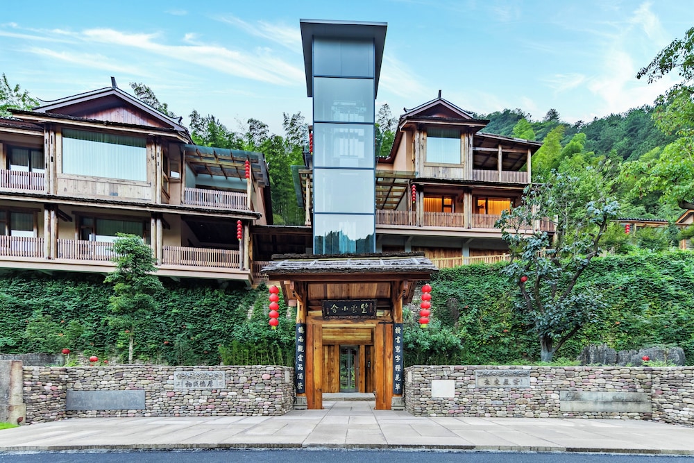 Panoramic House, 3 Bedrooms, Hill View photo 1