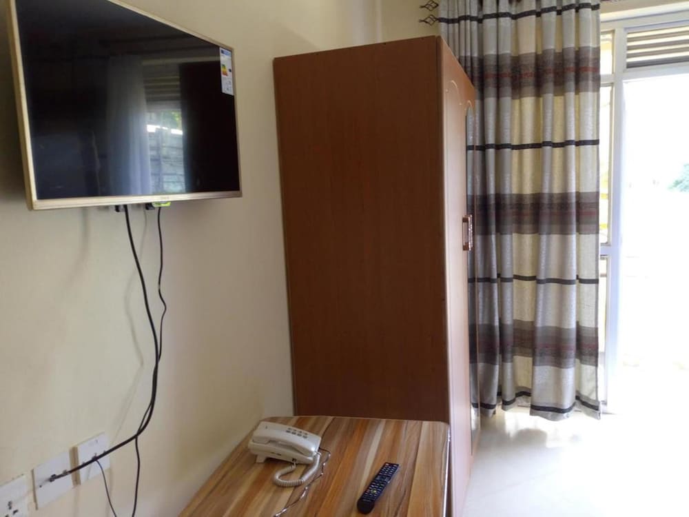 Standard Double Room photo 2