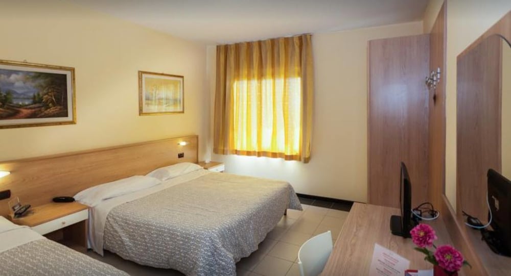 Triple Room photo 3