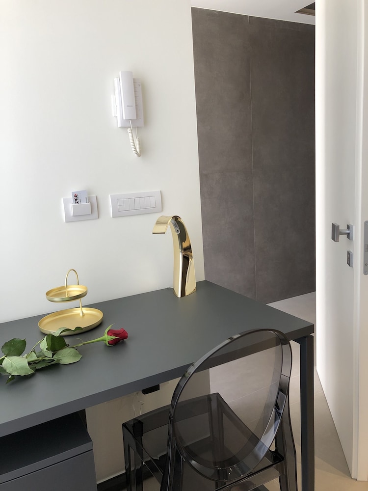 Deluxe Room, Garden View (Gold) photo 3