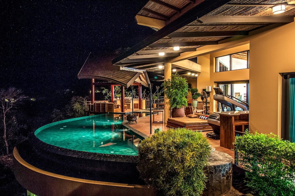 Villa, Accessible photo 3