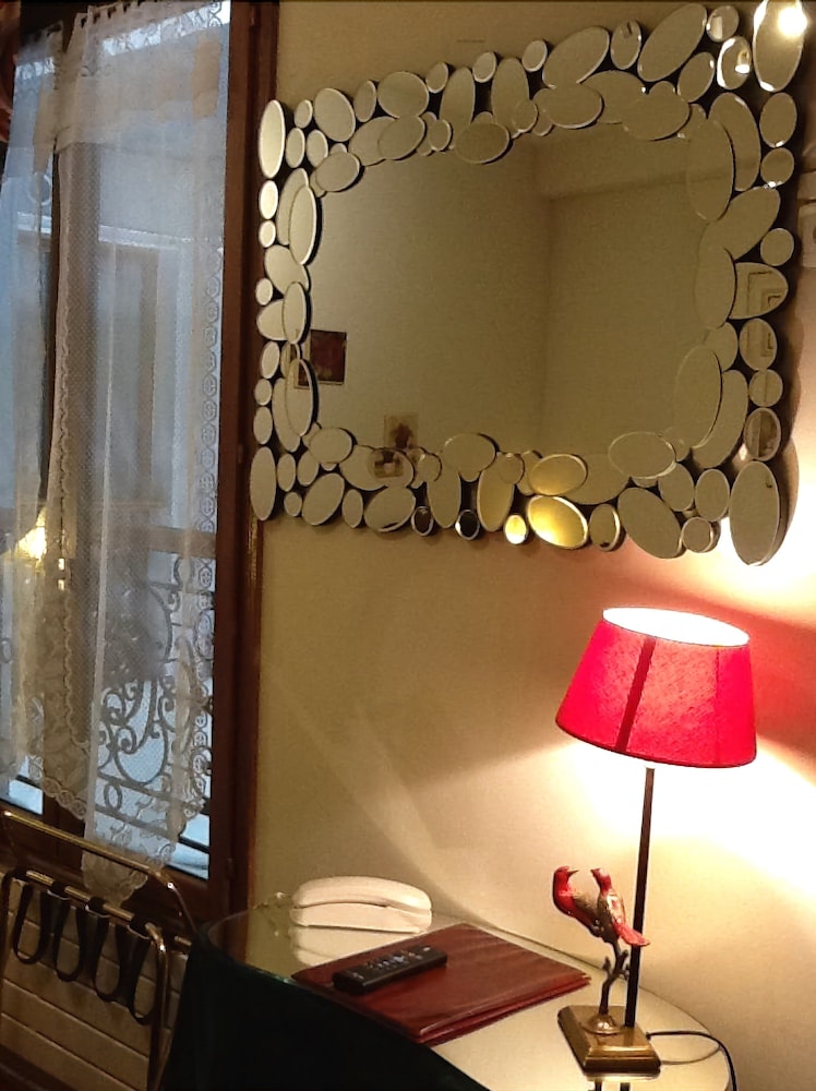 Classic Single Room