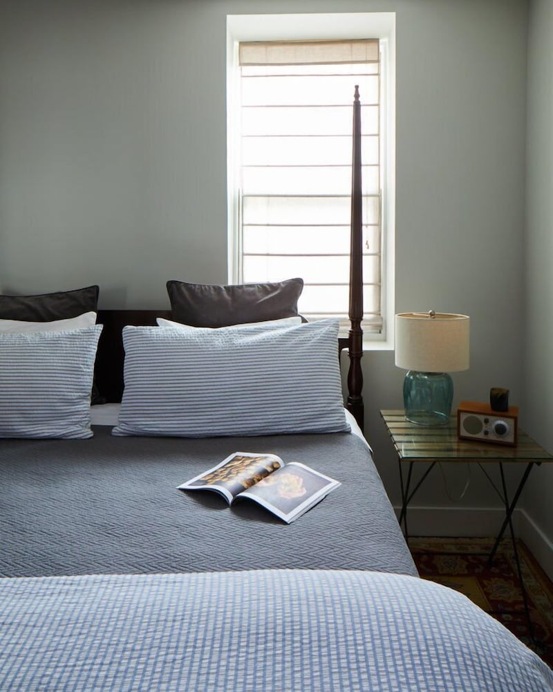 Standard Suite, 1 King Bed, Kitchen (Pet Friendly)