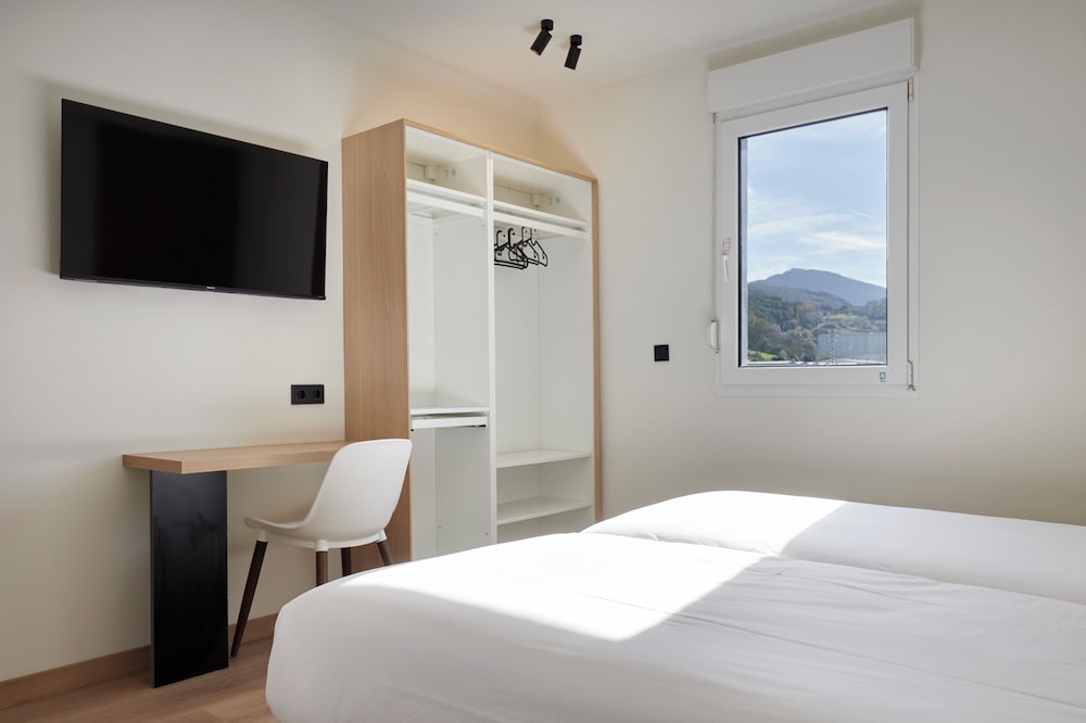 Double or Twin Room photo 2