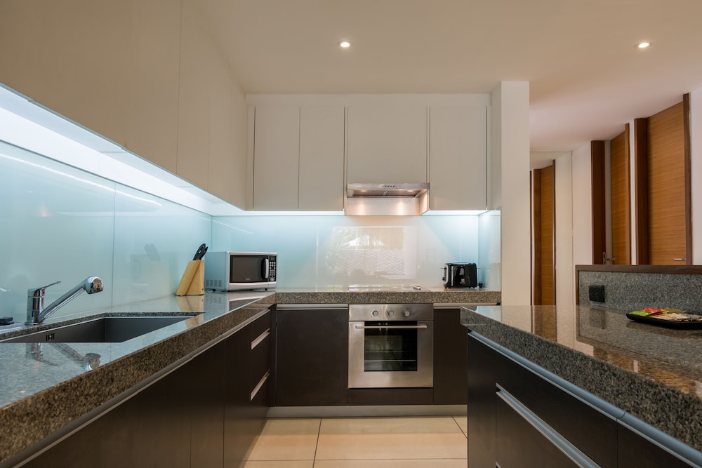 Two Bedroom Pool Residence - Photo 3