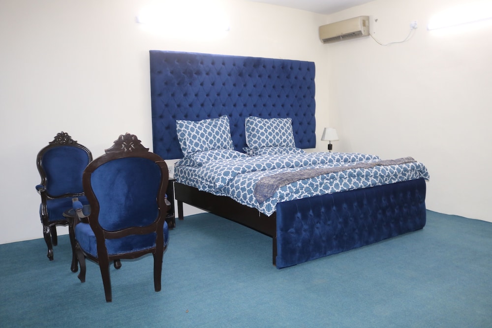 Suite photo 1