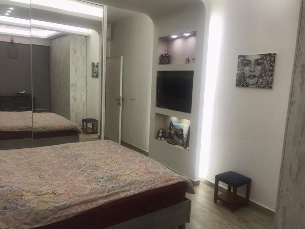 Apartment, 2 Bedrooms, Accessible, Smoking photo 3