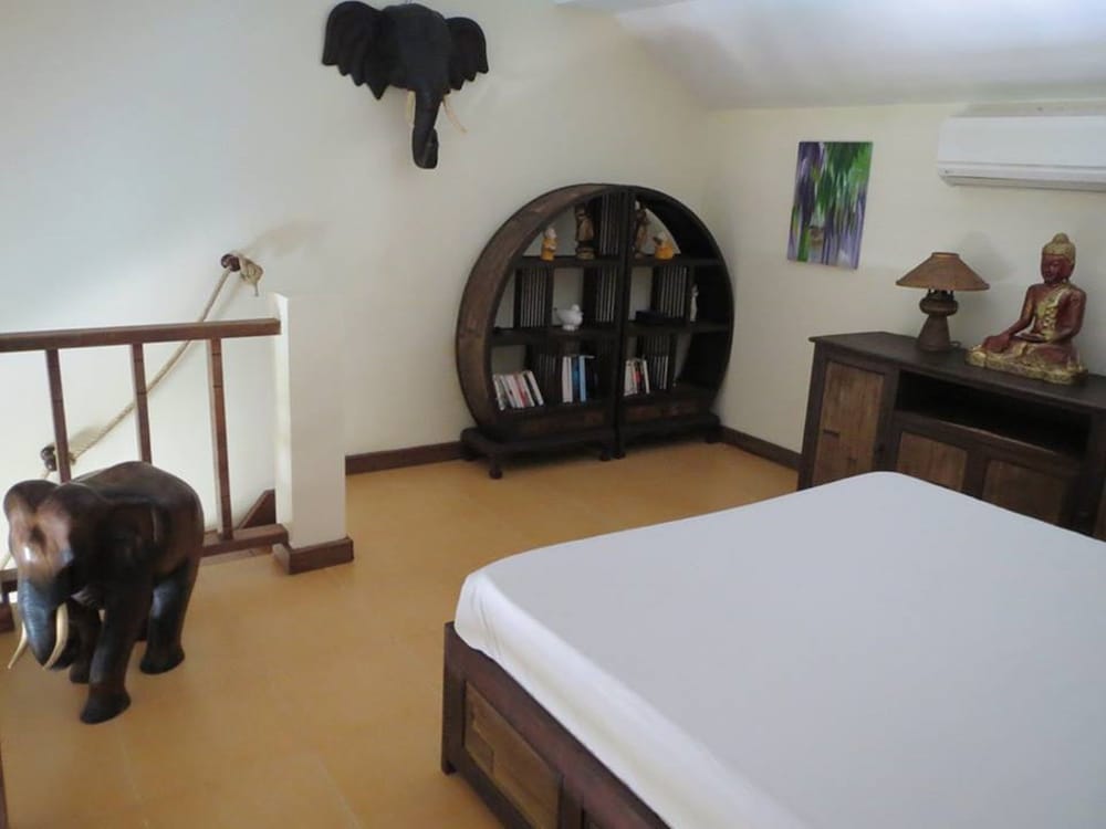 Studio Mezzanine photo 2