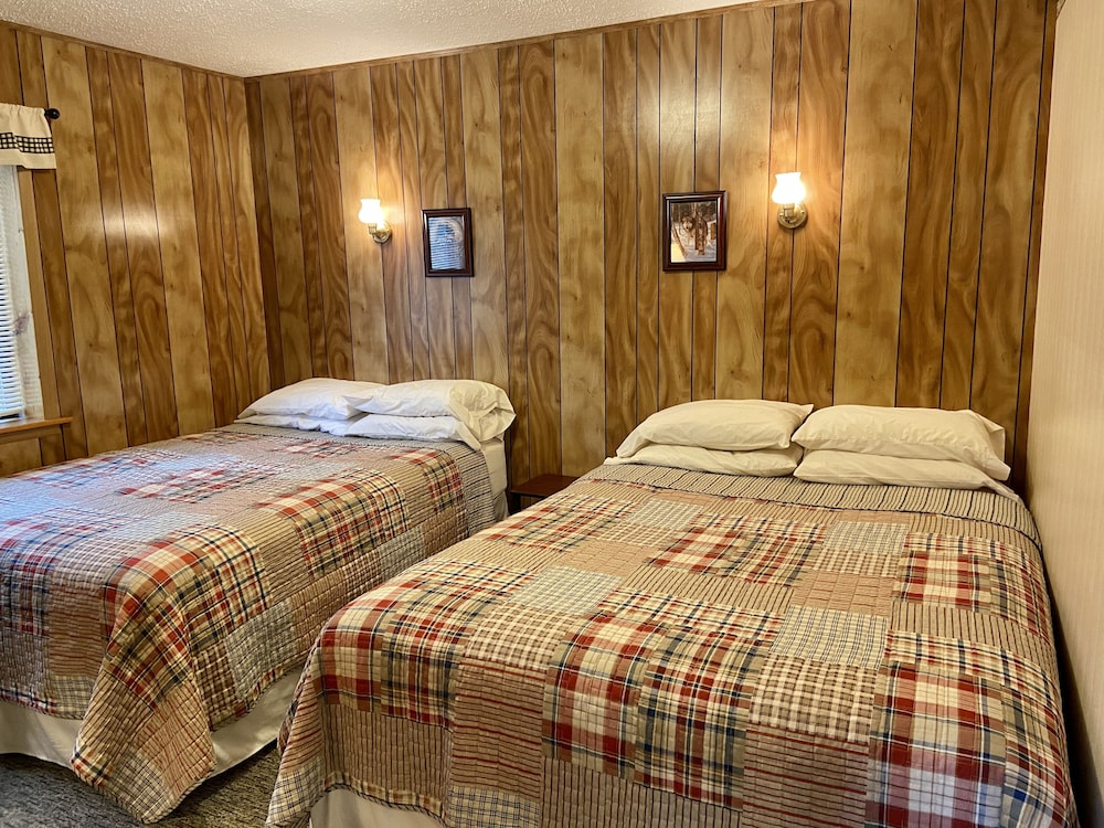 Cabin 8 photo 2