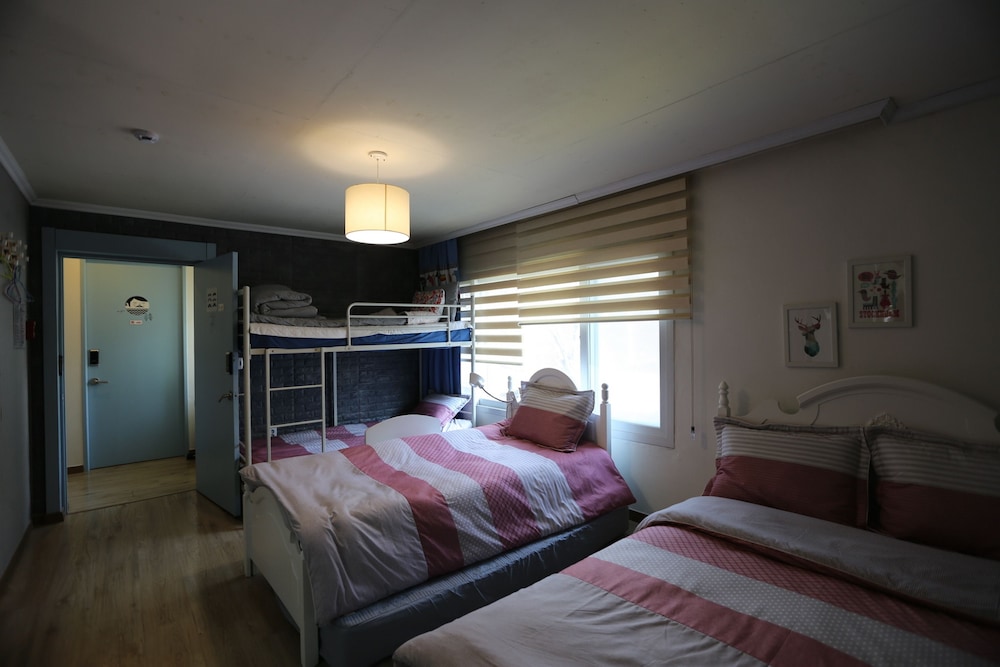 Superior House, Multiple Bedrooms, Terrace, Garden Area [Must notify check-in time to Hotel]