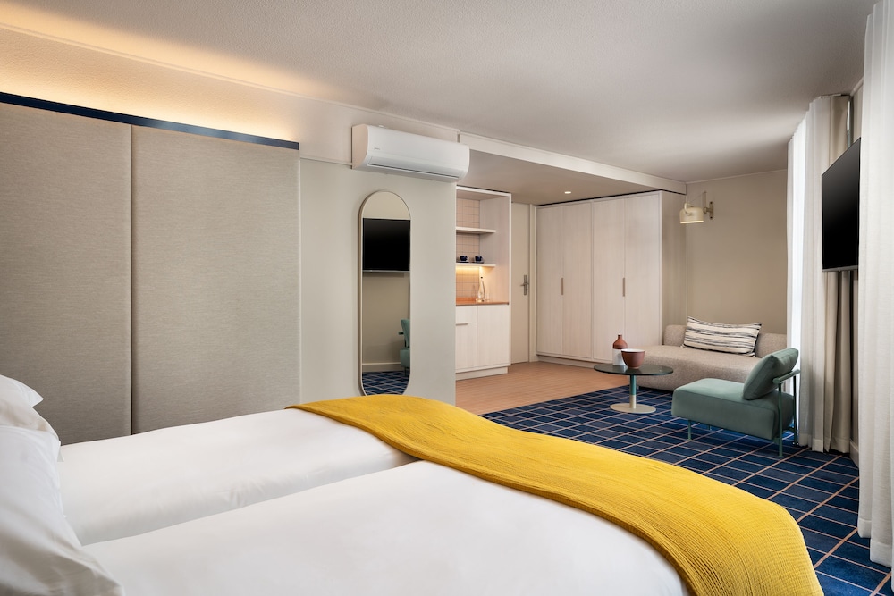 Standard Suite