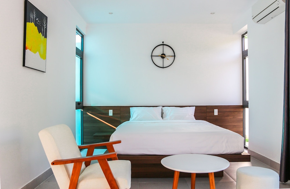 Deluxe Double Room, Bathtub, Garden View - Photo 3