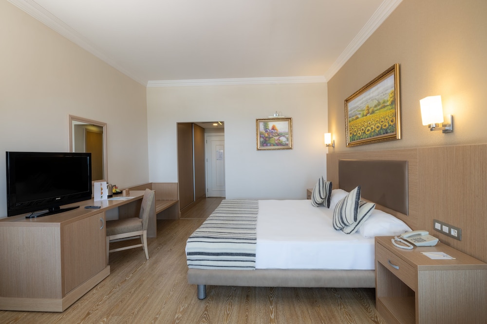 Standard Room, Sea View - Photo 3