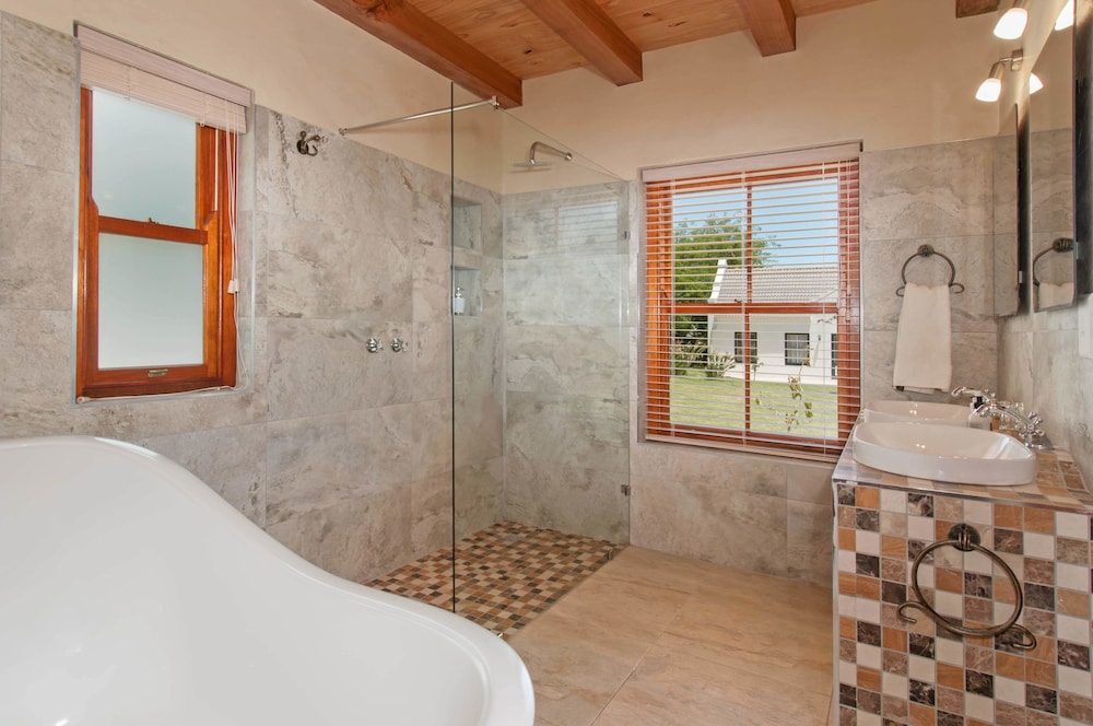 Family Cottage - Photo 11