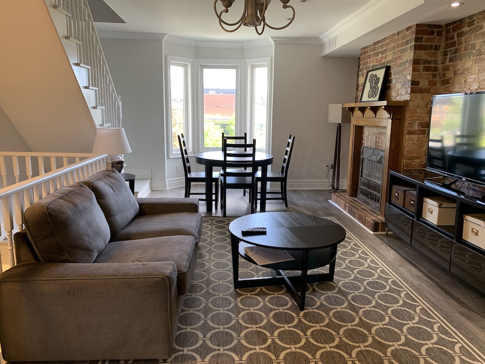Premium Apartment, 2 Bedrooms, Terrace, City View (The Dovercourt)