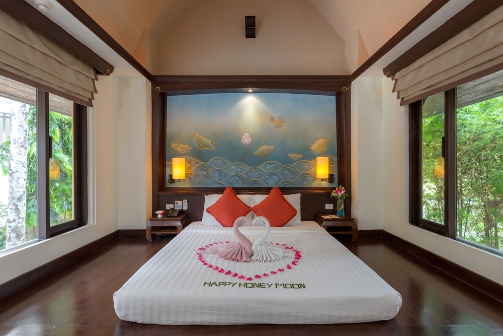 Villa, Pool Access - Photo 6