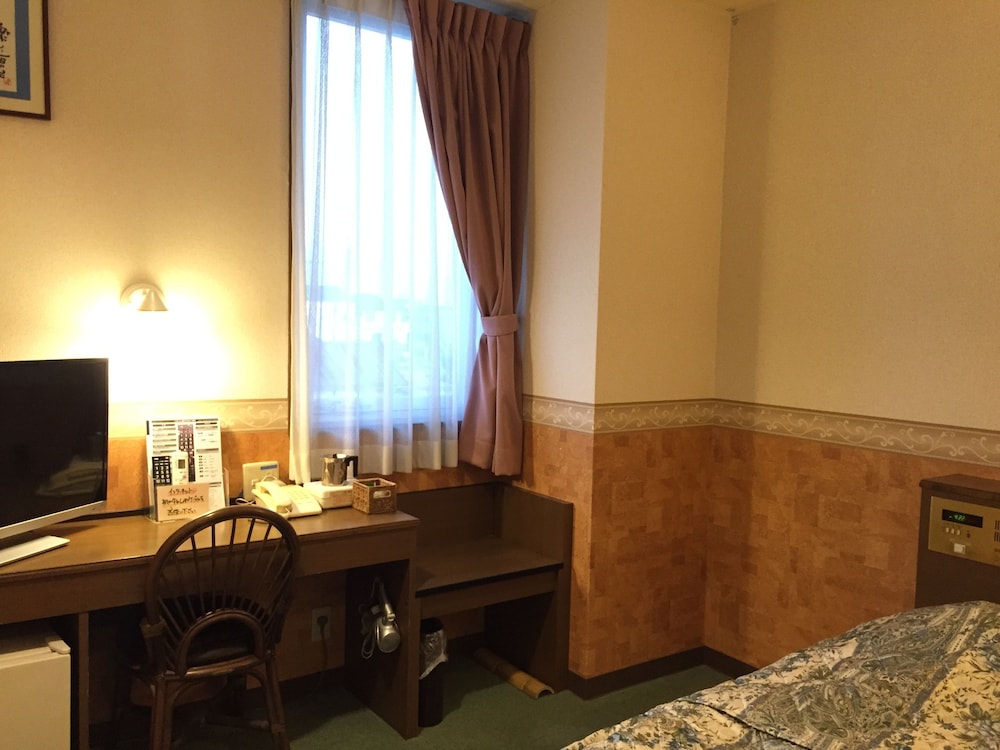 Twin Room, Non Smoking photo 3