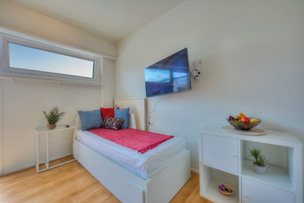 Standard Studio, Mountain View (Cosy Home Lugano Few Min From Lake)