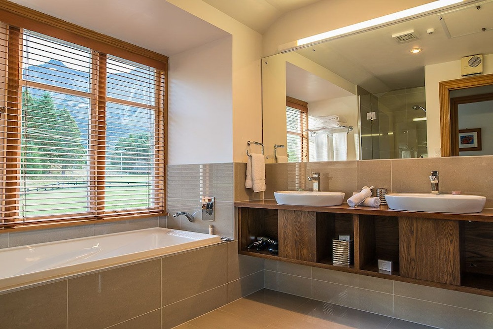 Grasmere Junior Suite photo 3