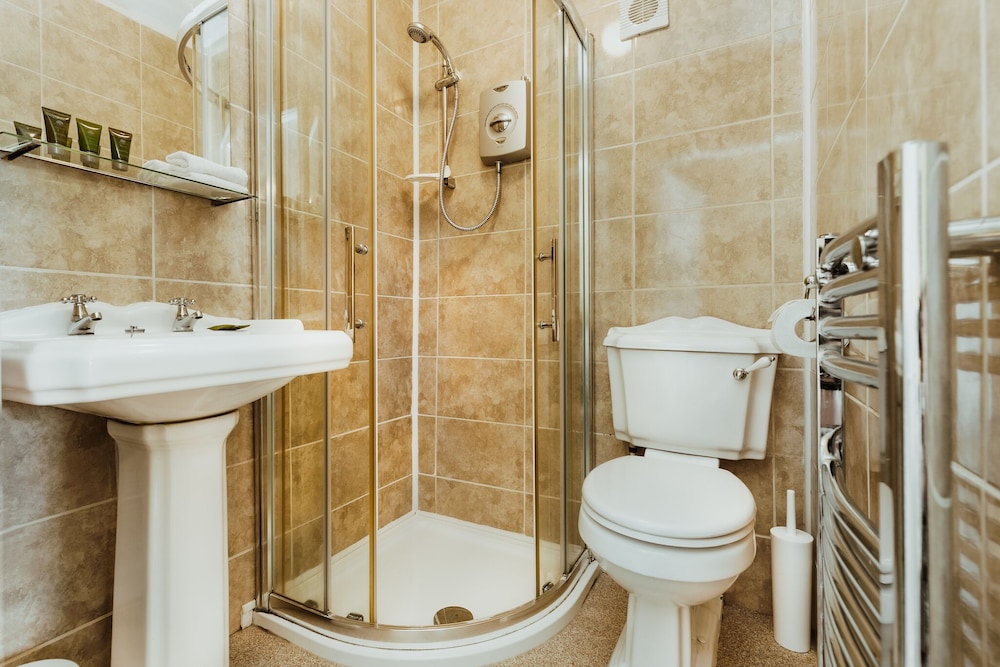 Superior Double Room, Ensuite (The Eucalyptus) photo 3