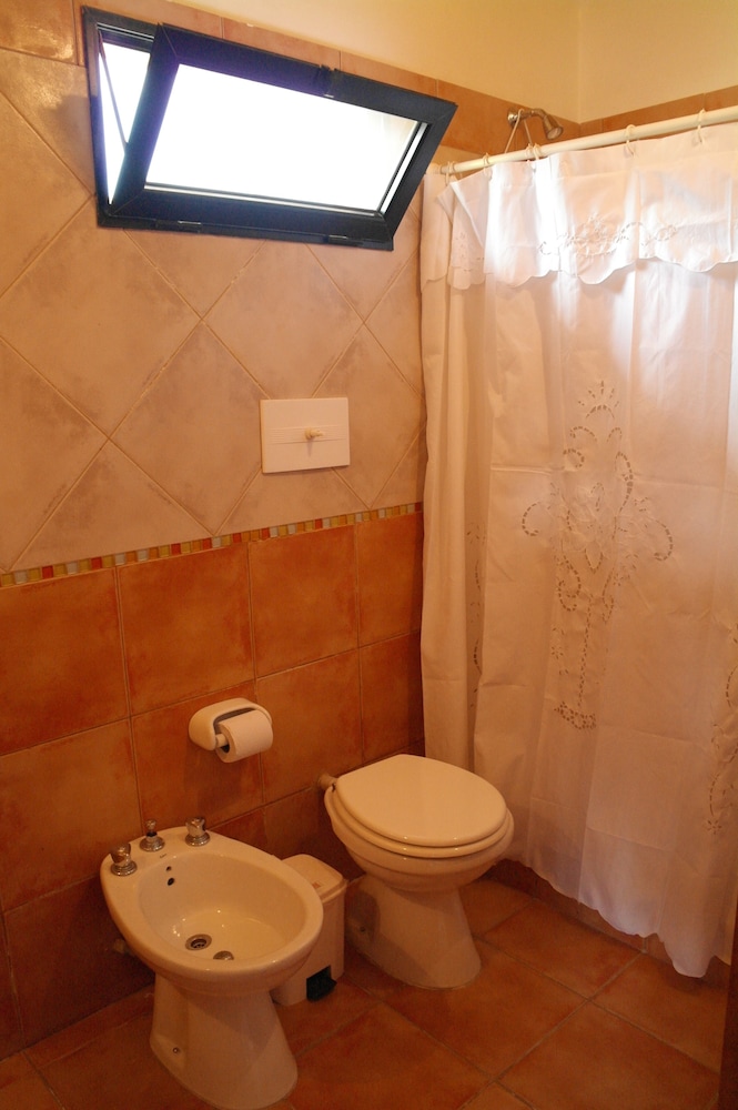Classic Cabin, 2 Bedrooms photo 2