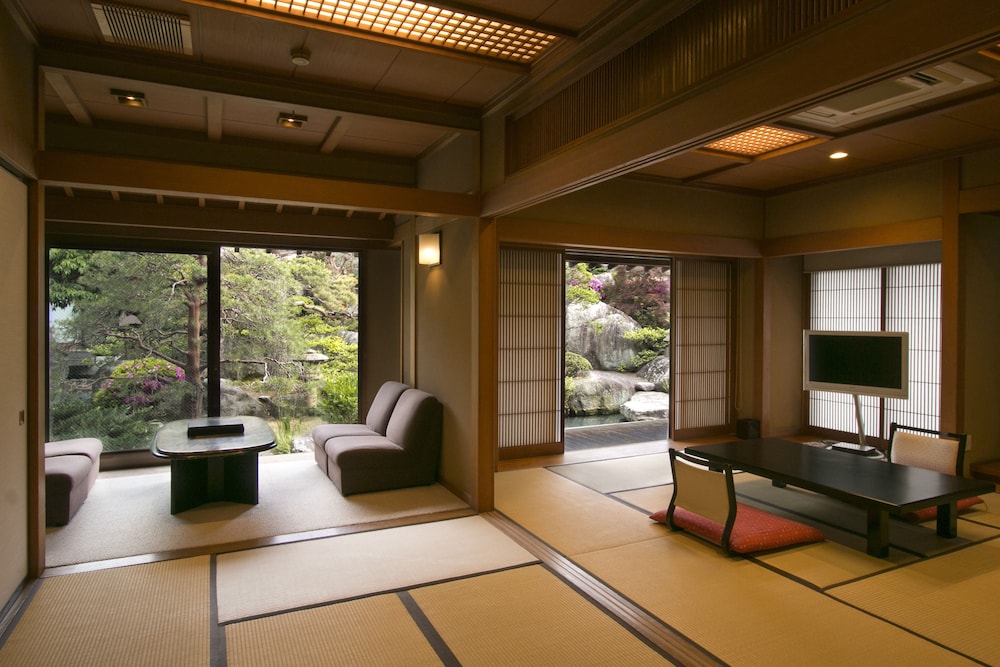 Japanese Traditional Superior Room, Garden View(No Single Use) photo 2
