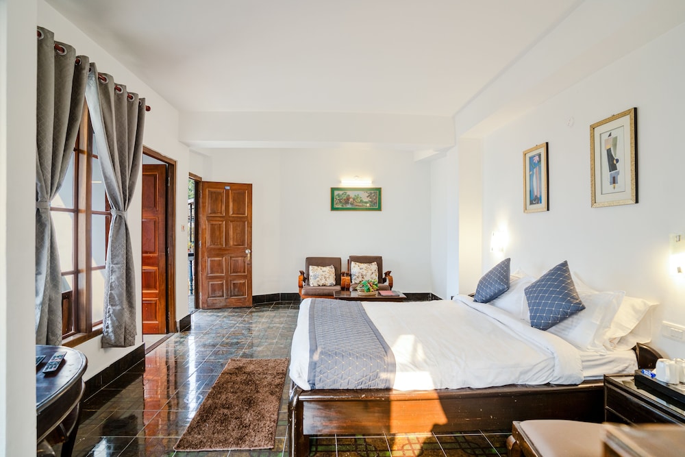 Executive Room - Photo 19