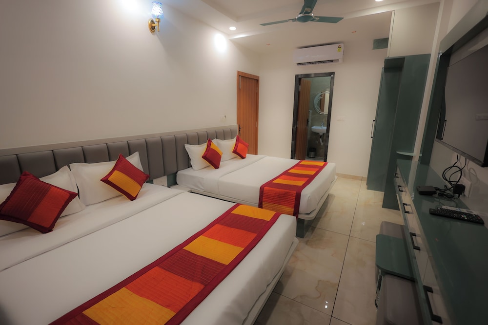 Premium Quadruple Room