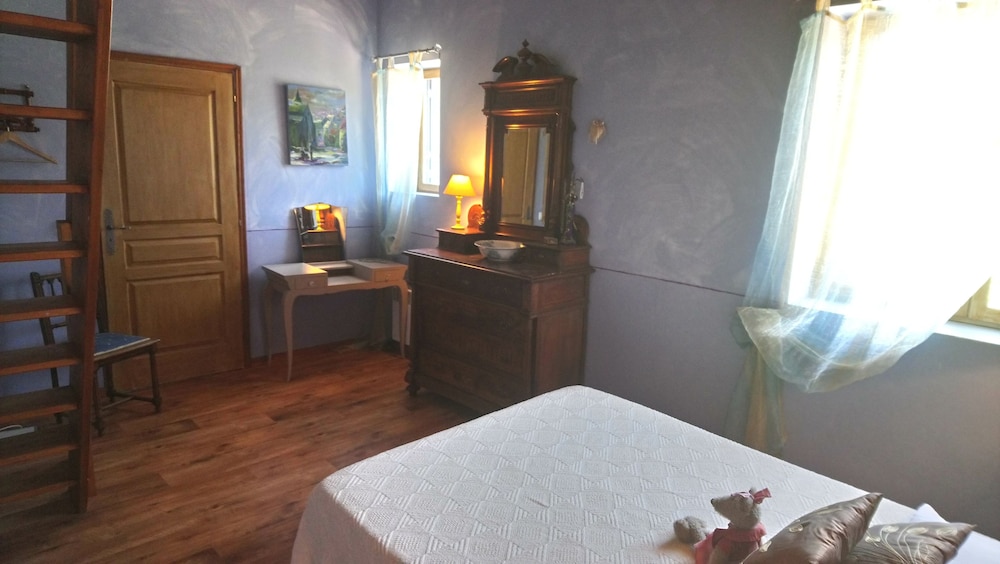 Quadruple Room (Lavande) photo 1