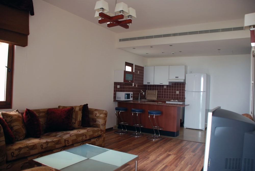 Suite, 1 Bedroom photo 2