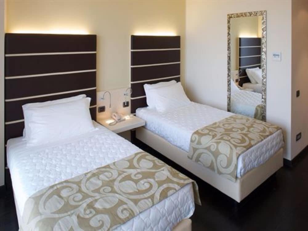 Classic Double Room - Photo 2