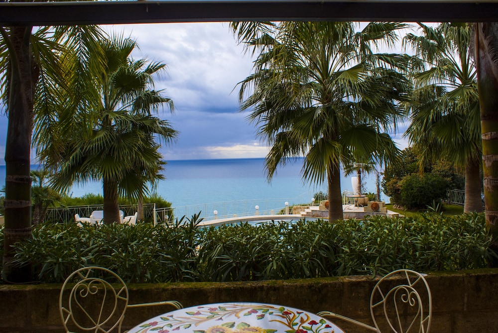 Superior Double Room, Sea View photo 3