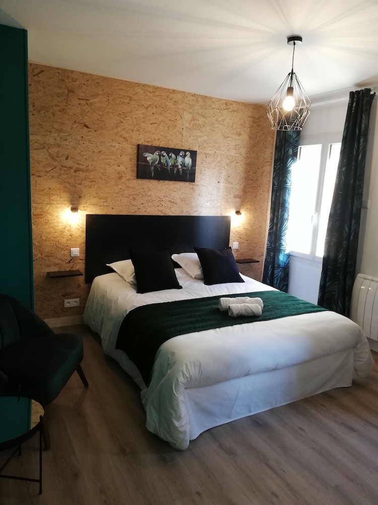 Double Room, Pool View photo 3