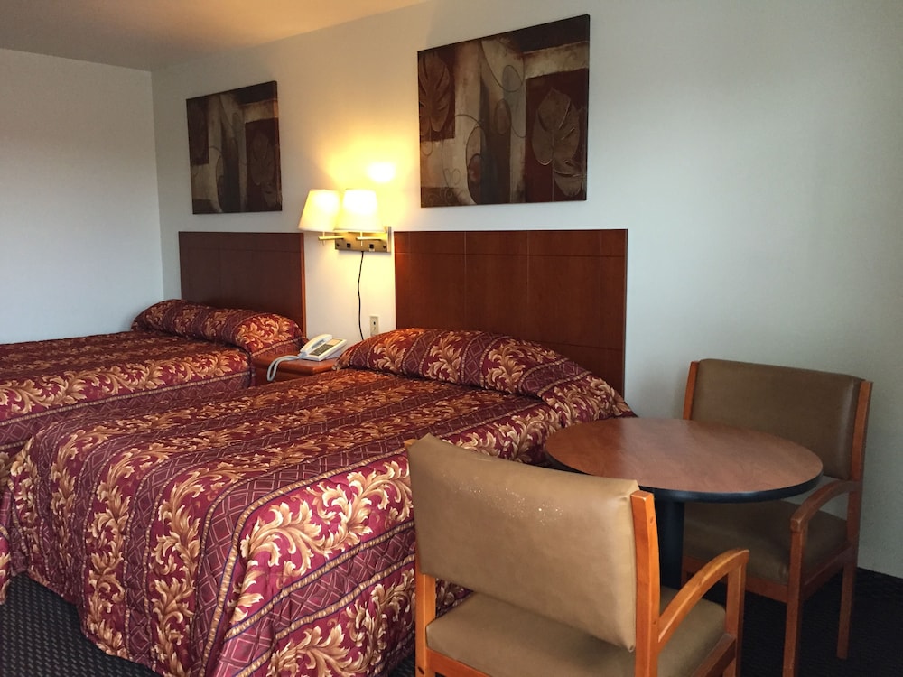 Room, 2 Double Beds photo 1