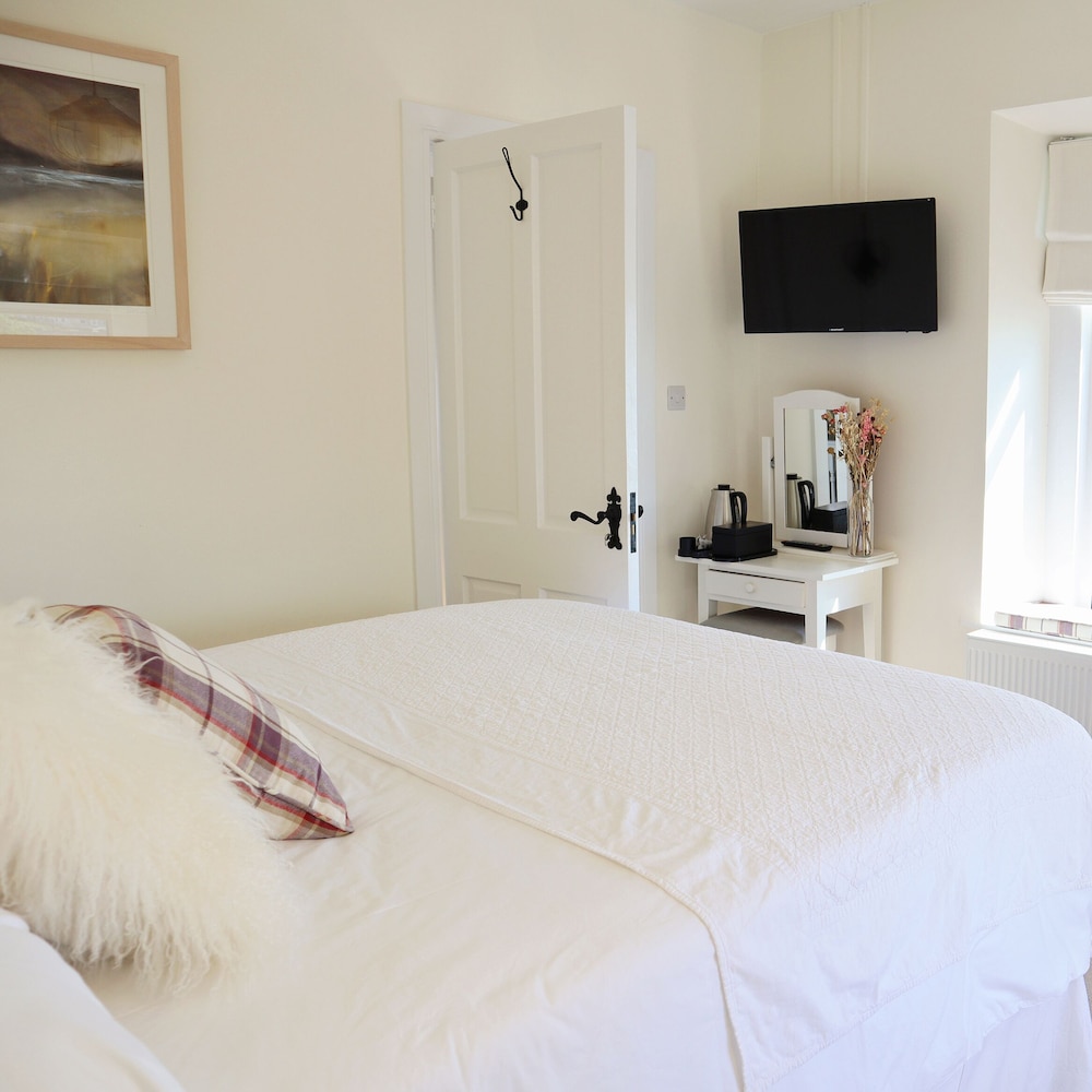 Luxury Double or Twin Room, Ensuite, Sea View (Double or Twin Sea View) - Photo 1