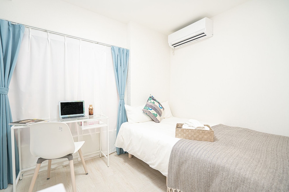 Basic Apartment, 1 Twin Bed, Microwave (102) photo 1