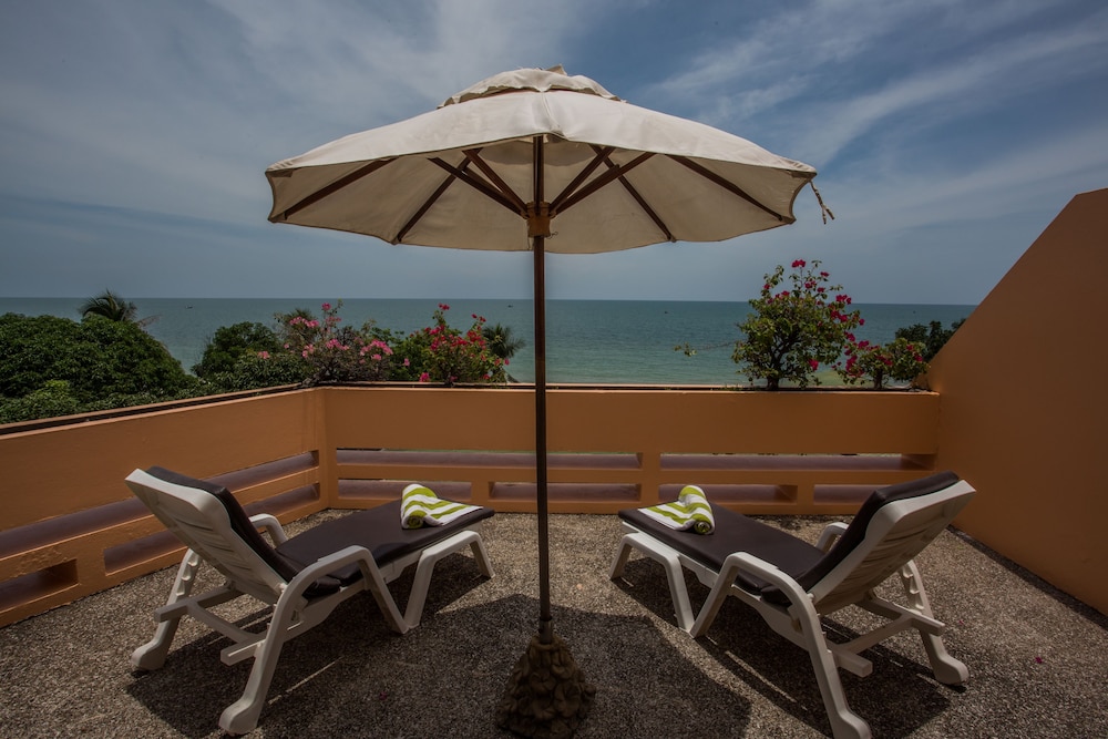 Suite, Sea View photo 1