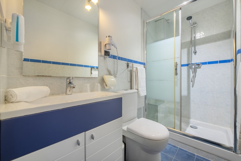 Double or Twin Room photo 2