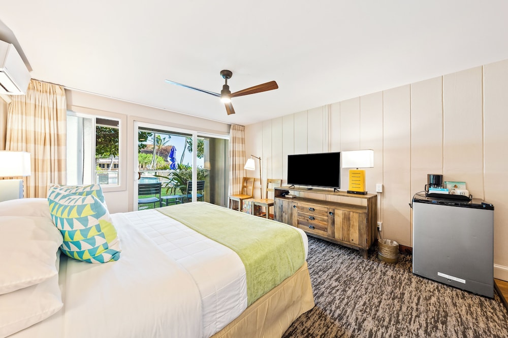 Partial Ocean/pool View (1st - 2nd Upper Floors, Stair Access Only)