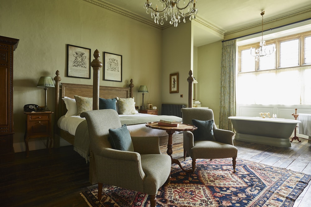 Big Comfy Luxe photo 2
